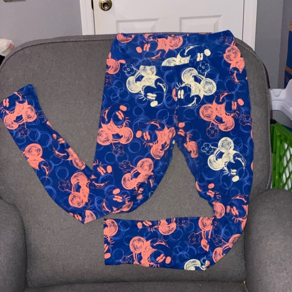 LuLaRoe Mickey Mouse leggings  🐭 🏰 - Picture 2 of 2